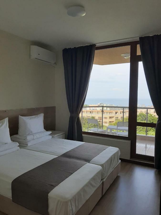 Vesta Riviera - Free Parking Aparthotel Golden Sands Exterior photo